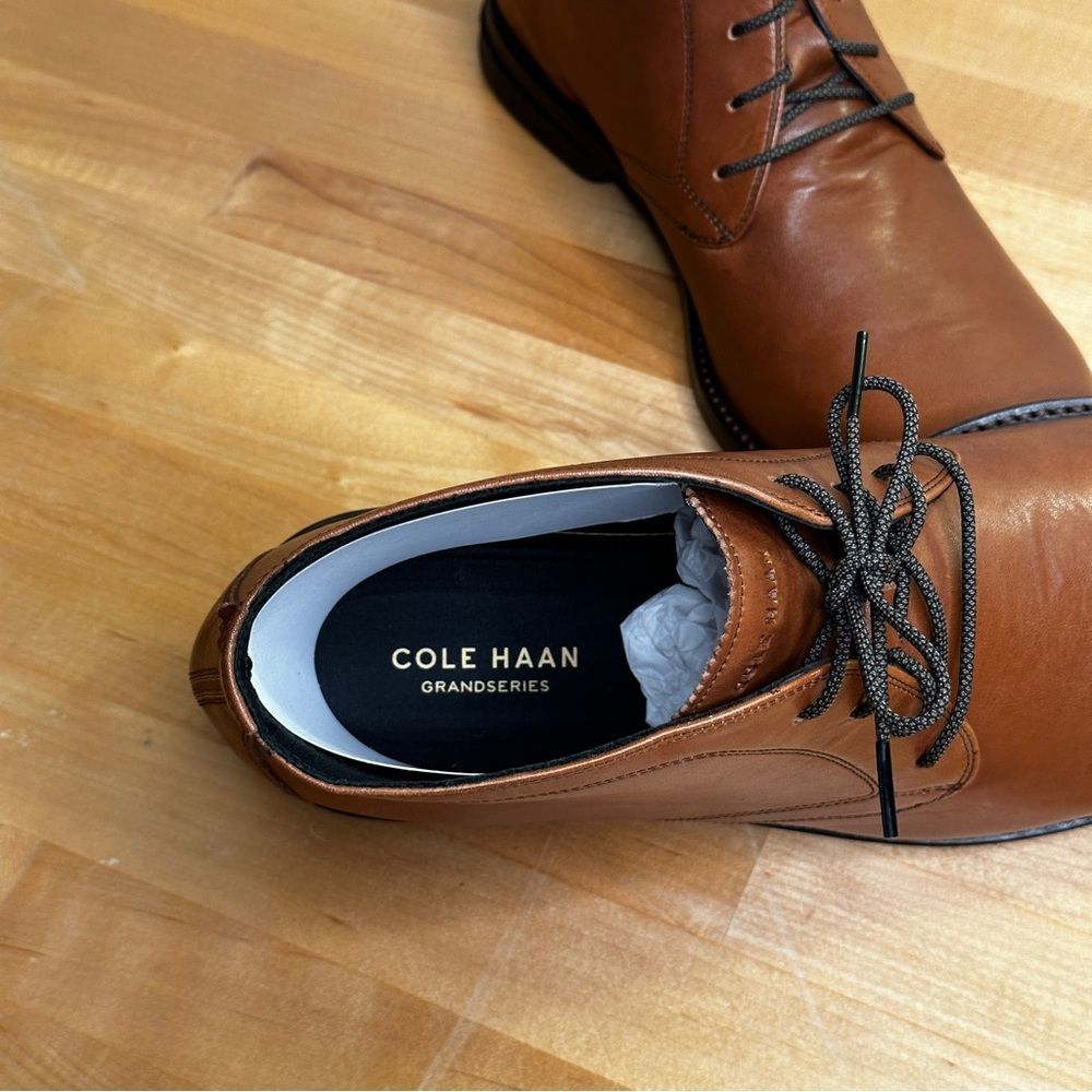 Cole Haan Dress Shoes - 10.5 - Picture 5 of 9